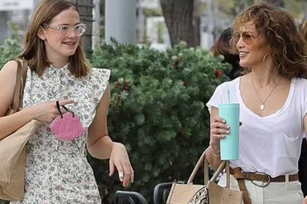 jennifer lopez violet affleck