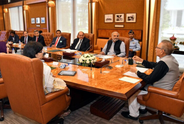 President Dr. Arif Alvi underlined importance of farmer-friendly crop insurance scheme to safeguard farmers