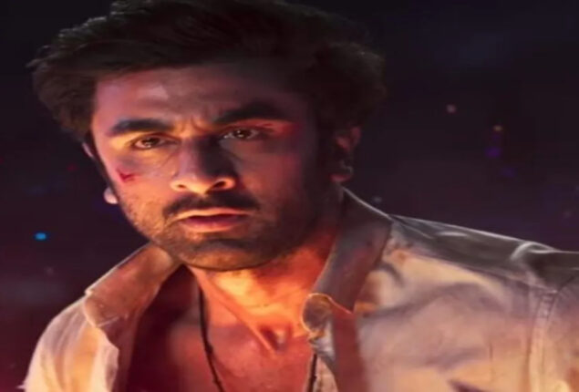 Ranbir Kapoor amazes everyone, discusses his movie in Telugu