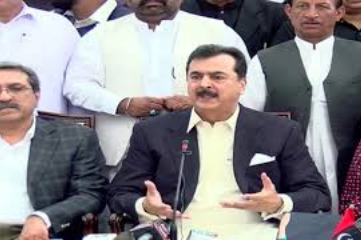 Yousuf Raza Gillani urges youth to play role in country's uplift