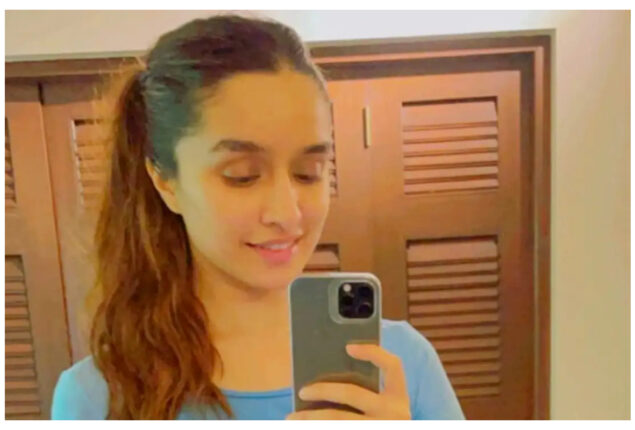 Shraddha Kapoor will play Kashmiri girl Rukhsana Kausar KC