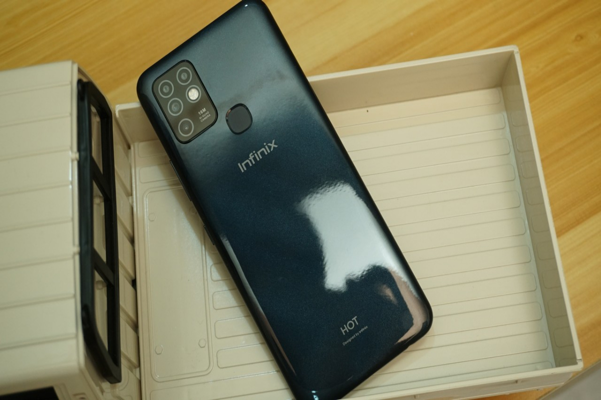 Infinix Hot 10 price in Pakistan