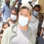 Hrithik Roshan loses control when a fan tries to take selfie