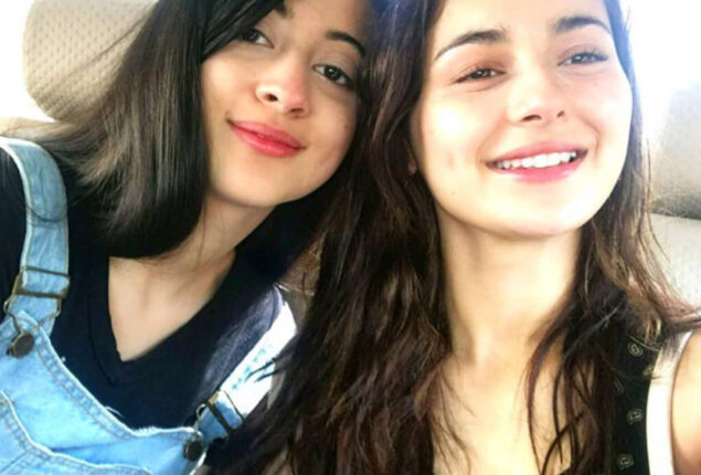 Hania Aamir, Sabeena Syed criticised by fans for indecent photo