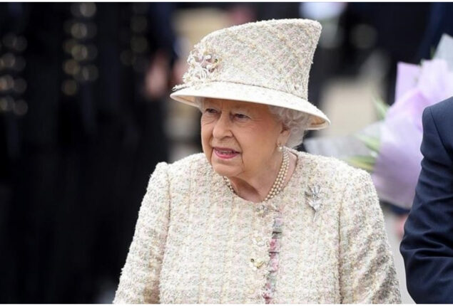 Queen Elizabeth met the new prime minister and “let go” of herself