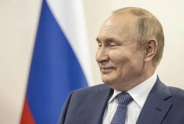 Putin is aware of situation on frontlines, Russia will succeed in objectives in Ukraine says Kremlin
