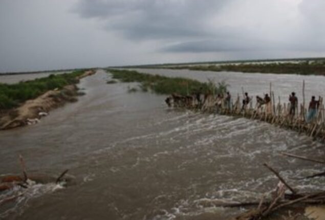 Protest against breaching LBOD dyke in Thar enters fourth day