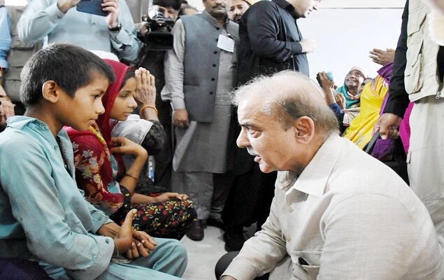PM Shehbaz’s visits fail to provide relief to flood-affected people