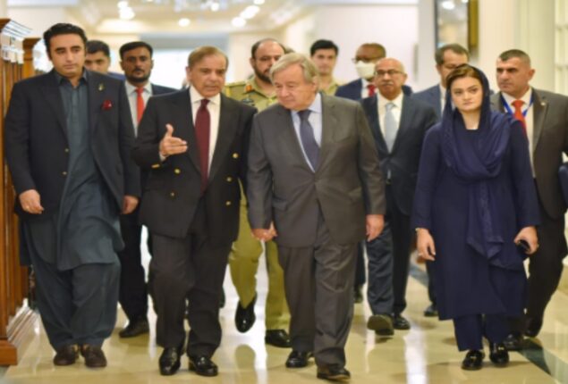 UN Chief visits NFRCC, briefed about flood situation