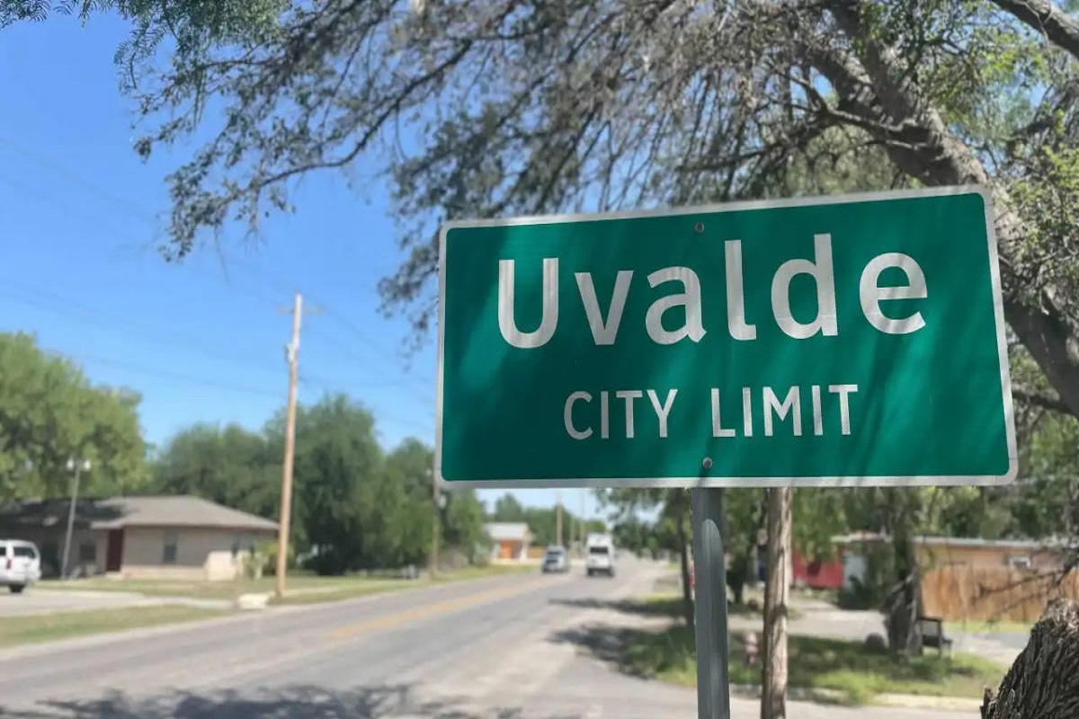 Uvalde Memorial Park