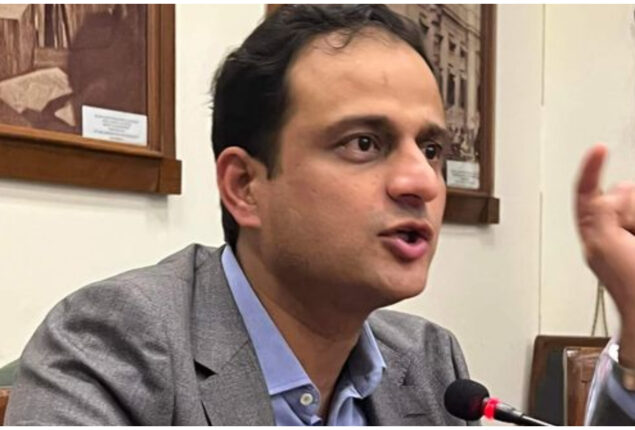 Murtaza Wahab submits resignation to CM Sindh as KMC Administrator