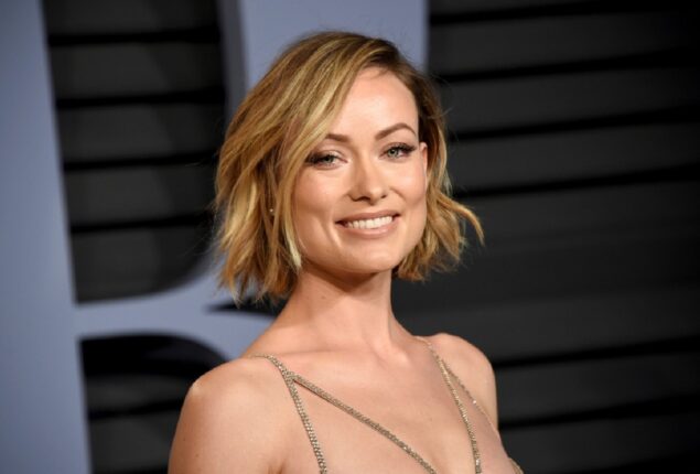 Olivia Wilde, receives a 5-minute standing ovation at the Venice Film Festival