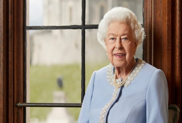 In a departure with convention, Queen Elizabeth names a new British PM