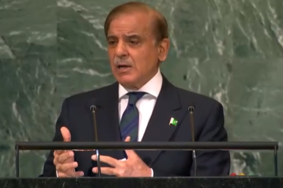 PM lauds police for restoring ‘peace’ in Islamabad