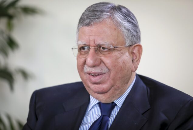 notice to Shaukat Tareen for absence