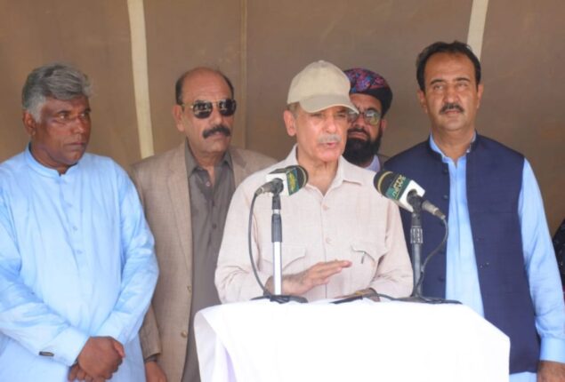 PM visits flood-hit Sohabatpur, orders provision of drinking water, medicines
