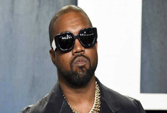Kanye West lashes out at Kris Jenner