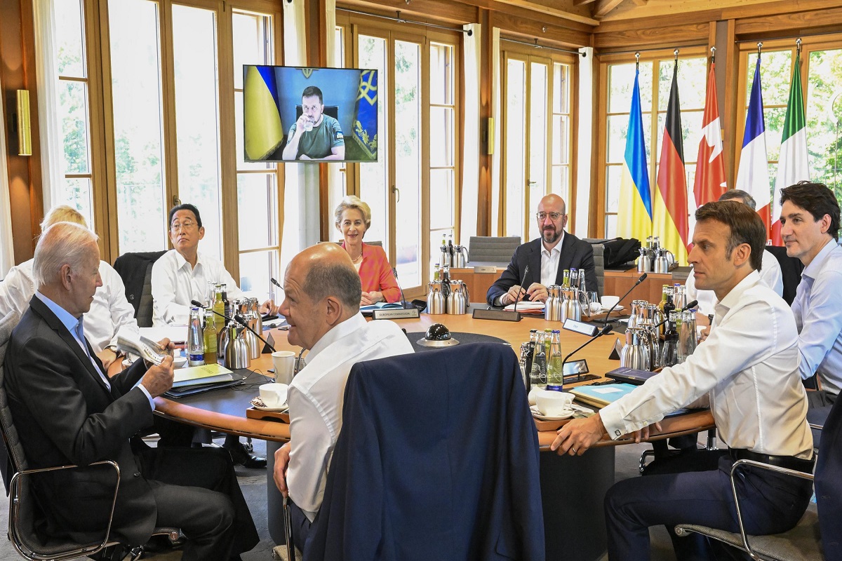 G7