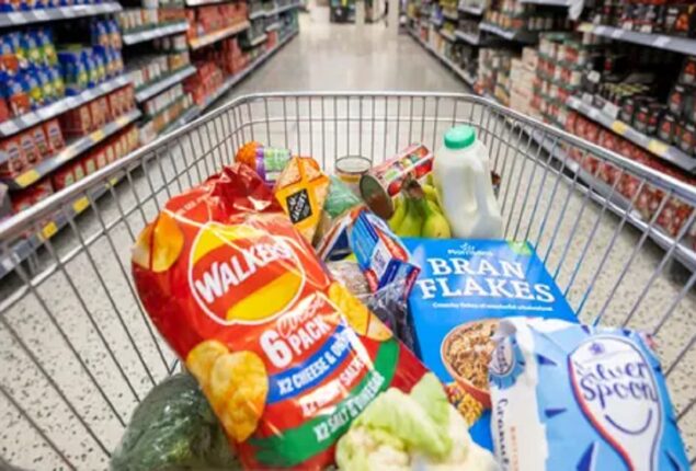 UK inflation rises back to 10% as food costs skyrocket