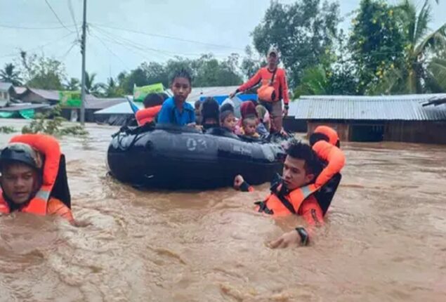 Numerous people killed by floods and mudslides: Nalgae in Philippines