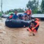 Numerous people killed by floods and mudslides: Nalgae in Philippines