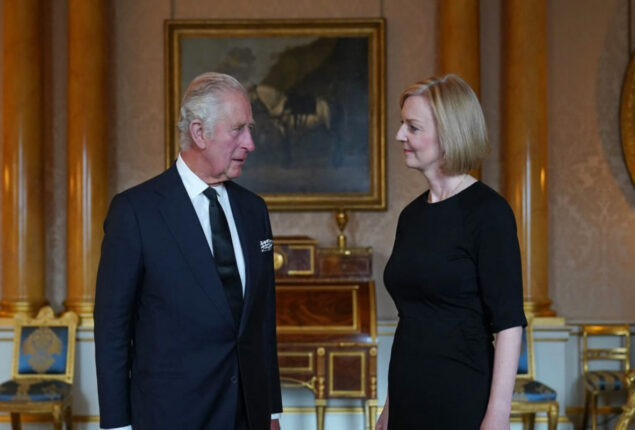On Truss advice, King Charles will not attend the climate summit