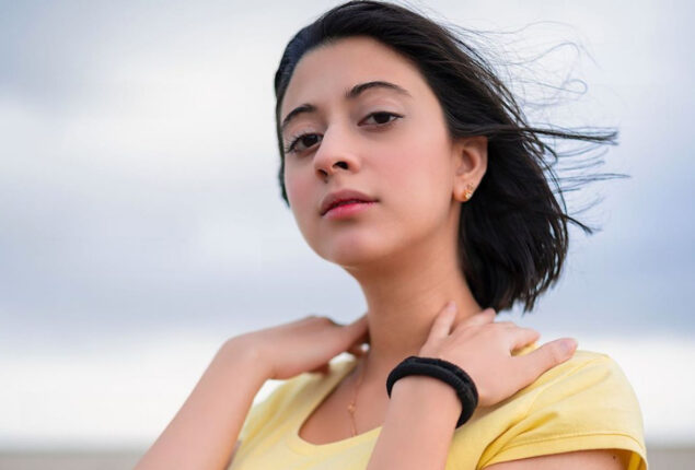 Sabeena Syed stuns fans with new pictures