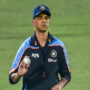 Rahul Dravid says Indian bowlers need to deliver in final overs