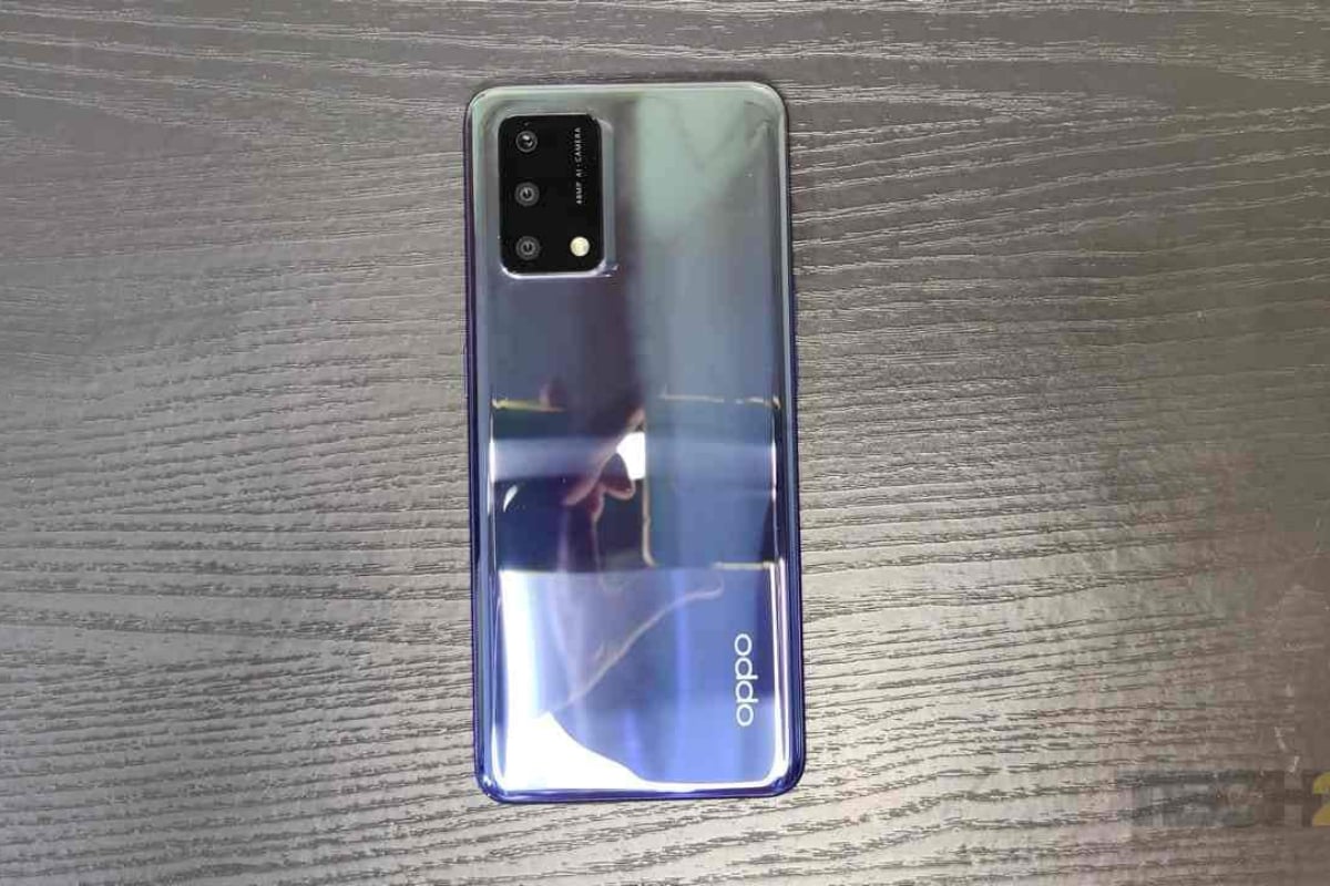 Oppo F19 price in Pakistan