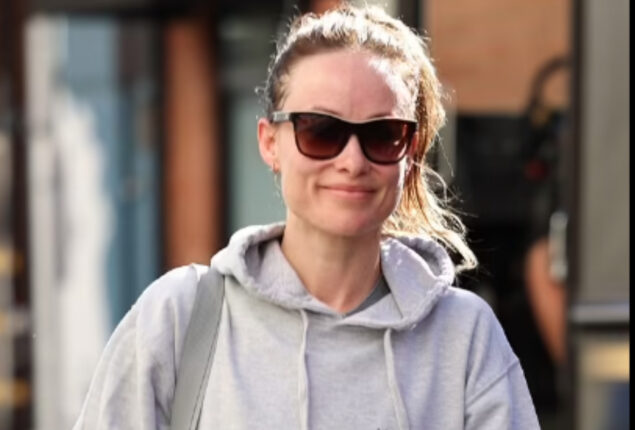 Olivia Wilde sported casual look when heading for workout