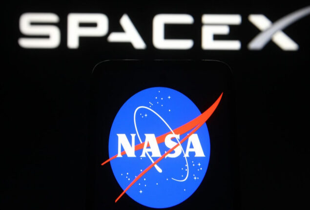 NASA, SpaceX examining ways to increase Hubble telescope orbit