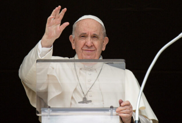 Pope Francis begs Putin to end Ukraine’s “absurd” war