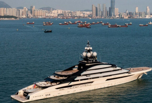 Hong Kong declines to respond to the sanctioned Russian superyacht in the harbor