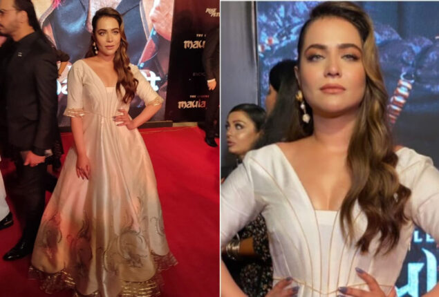 Humaima Malick flaunts her curves in Cinderella dress at Maula Jutt premier