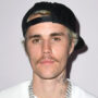 Justin Bieber spotted dining alone after Helen, Selena Gomez end feud