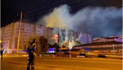 Russian military jet crashes into Siberian residential building, kills 2 pilots
