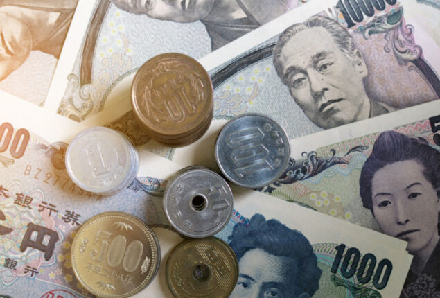 Sliding yen: What’s going on with the Japanese currency?