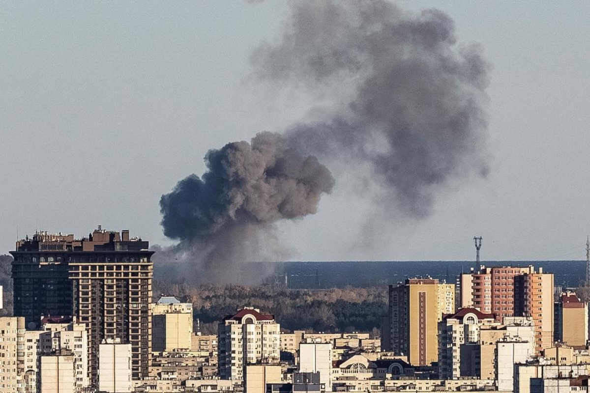 Russia's'massive' missile strikes cuts Ukraine's power and water