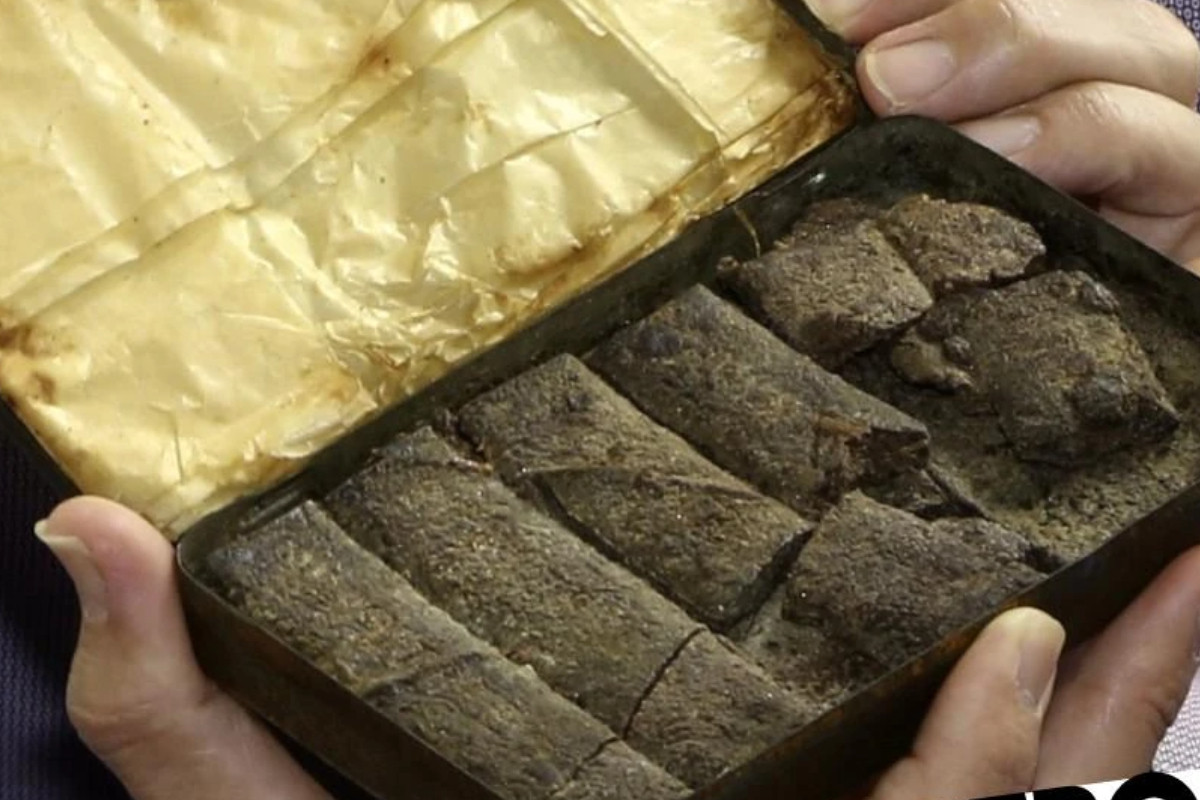 122-year-old chocolate bars found in attic sell for more than £500