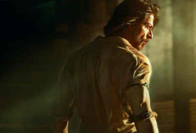 Shah Rukh Khan, Deepika Padukone, and John Abraham’s Pathaan trailer
