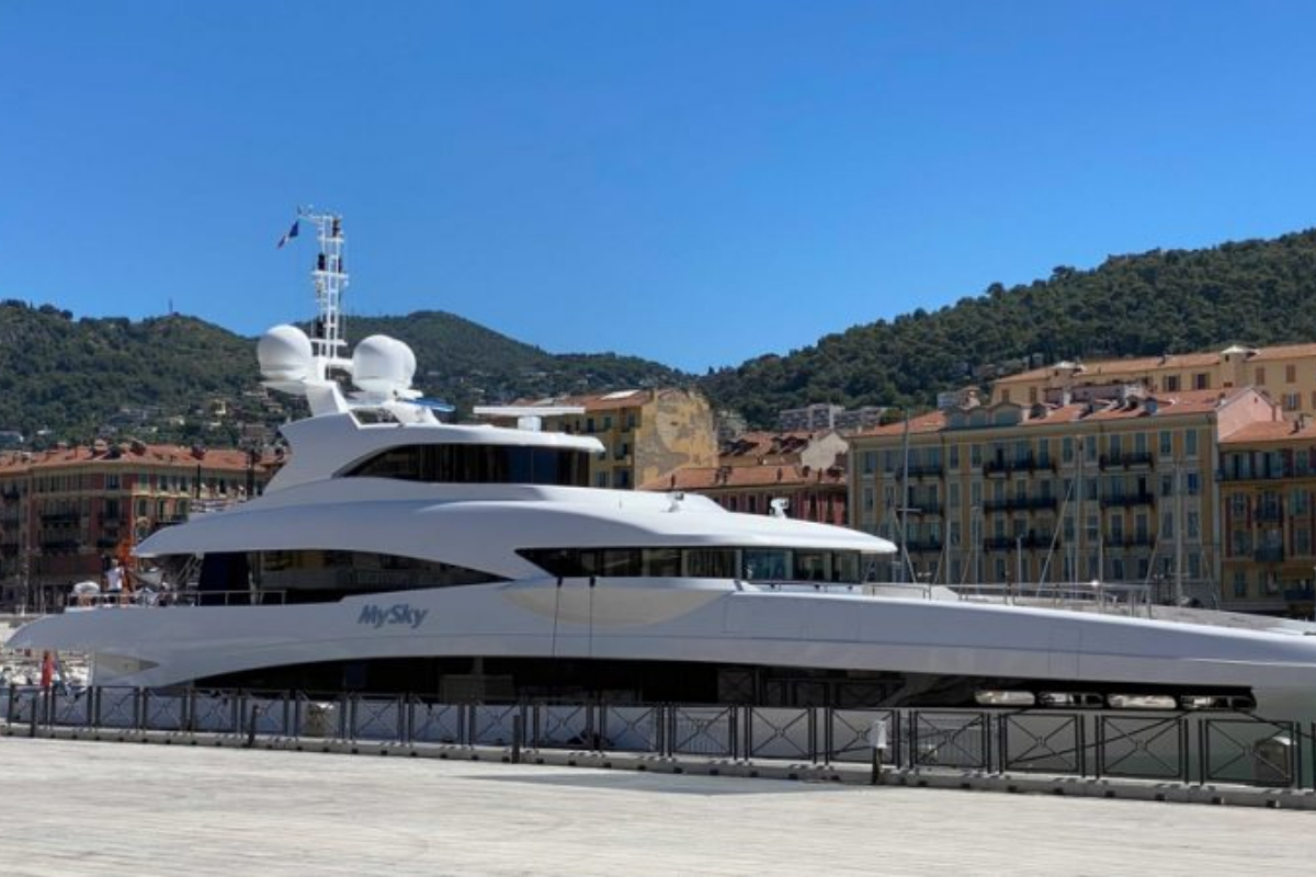 superyacht