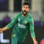 Shadab Khan asks fan ordering him to focus on World Cup