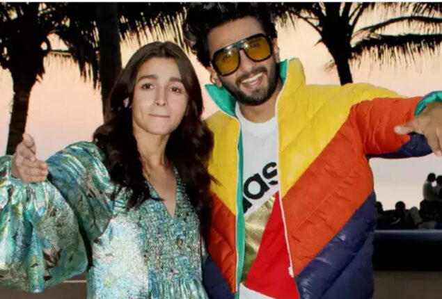 Ranveer Singh says kindest words to Alia Bhatt as she completes 10 years in industry