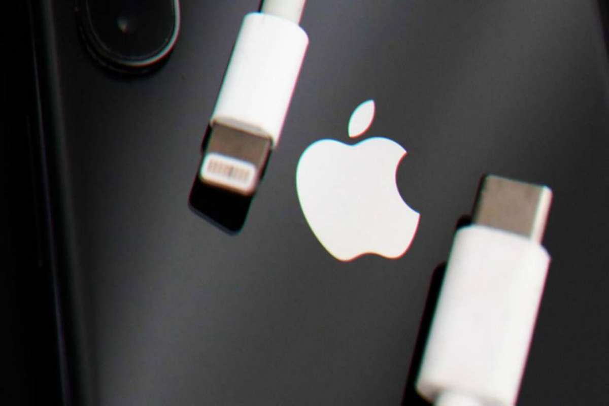 Apple USB-C port