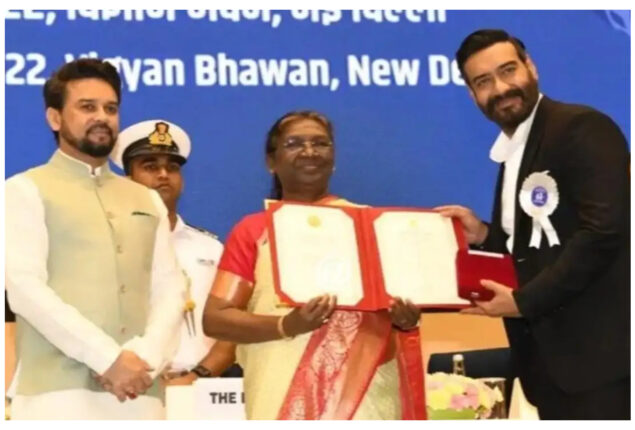Ajay Devgn receives Best Actor award