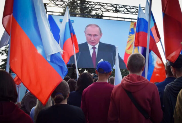 Putin’s problems mount, Ukrainian forces break through in the south