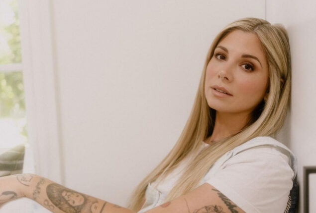 Christina Perri discusses “disassociating” from the birth of her daughter Pixie
