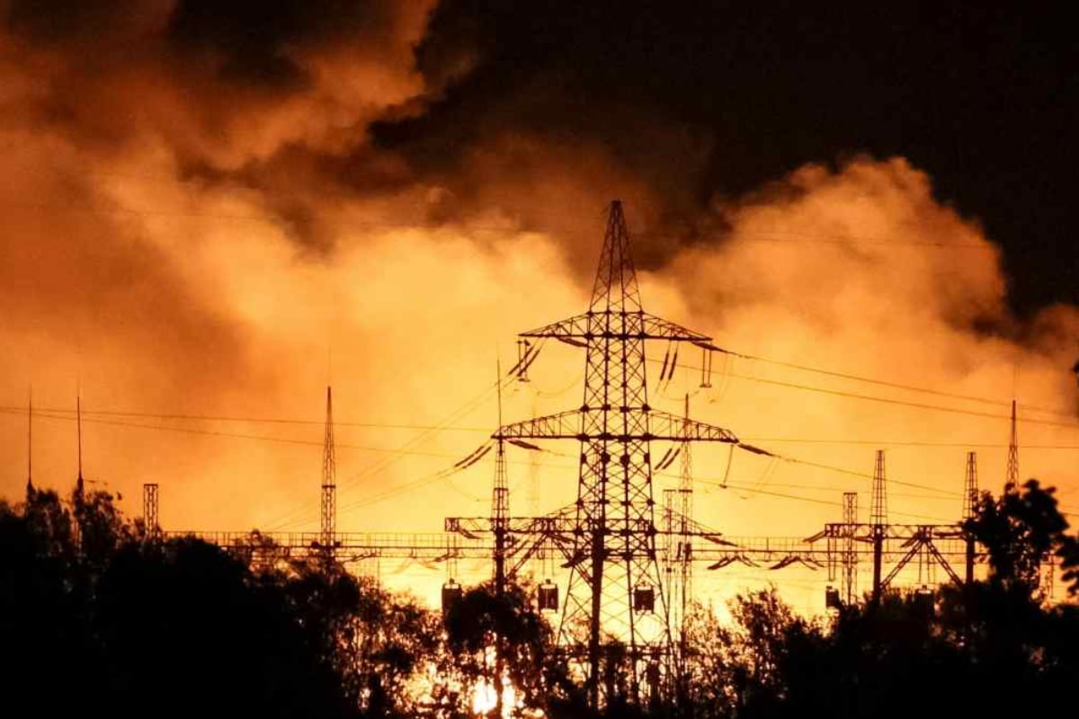 Kyiv risks power shortages to prevent "total blackout"