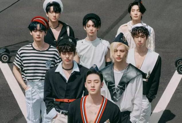 Stray Kids