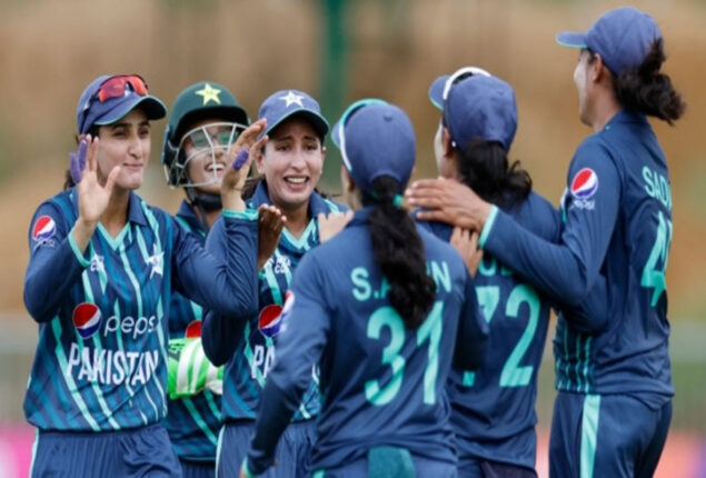 Pakistan beats Bangladesh by 9 wickets, tops the table